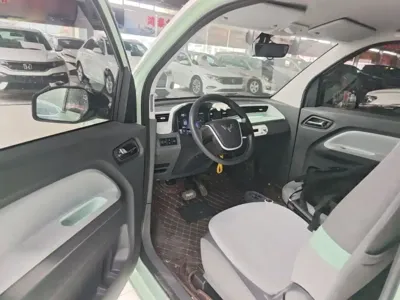 Wuling MINIEV