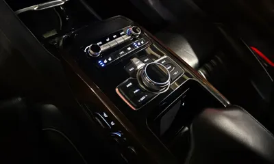 Genesis EQ900