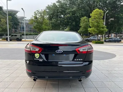 Ford Mondeo Zhisheng