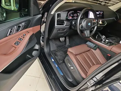 BMW X5 (Import)