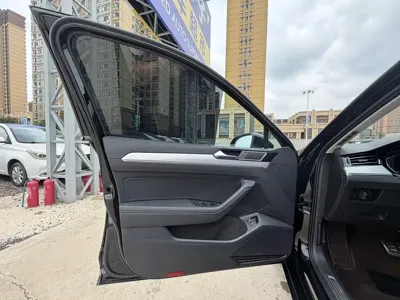 Volkswagen 迈腾 PHEV