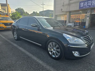 Hyundai Equus