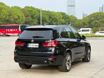BMW X5 (Import)
