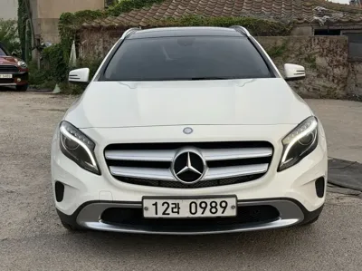 Mercedes-Benz GLA-Class