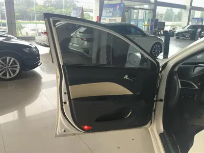 Changan V7
