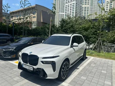 BMW X7