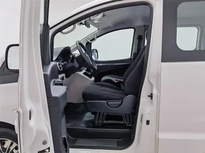 JAC Refine Refine M3