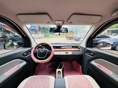 Wuling MINIEV
