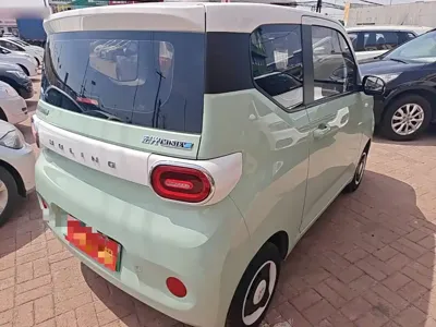 Wuling MINIEV