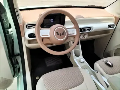 Wuling MINIEV