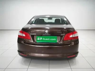 Peugeot 408