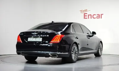 Genesis EQ900
