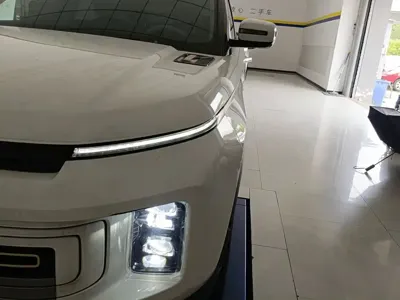 Geely ICON