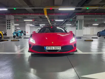 Ferrari F8