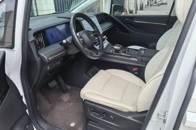 GAC Trumpchi E9
