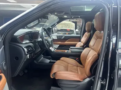 Lincoln Navigator