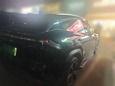 Geely Galaxy L7