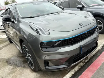 Lynk & Co 05
