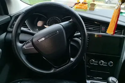 Venucia D60