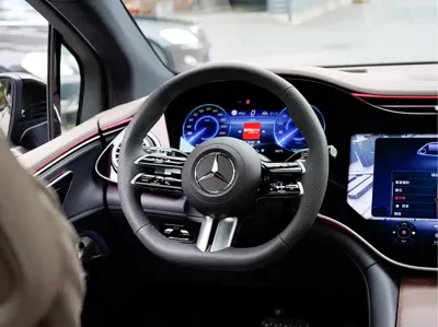 Mercedes-Benz EQE SUV