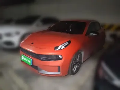 Lynk & Co 03