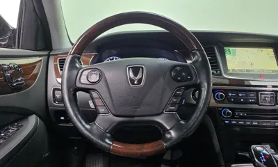 Hyundai Equus