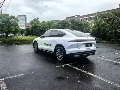 Nio EC6