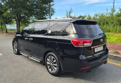 Kia Canival