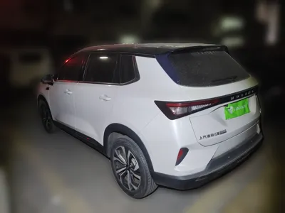 Wuling Asta