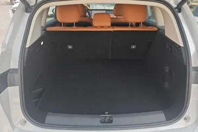 Leapmotor C10