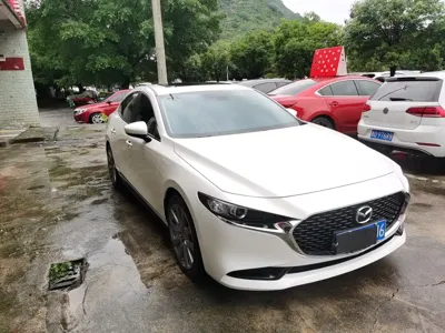 Mazda 3 Axela