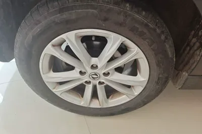 Dongfeng Fengon 580