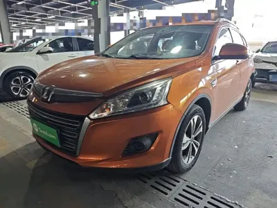 Luxgen U6