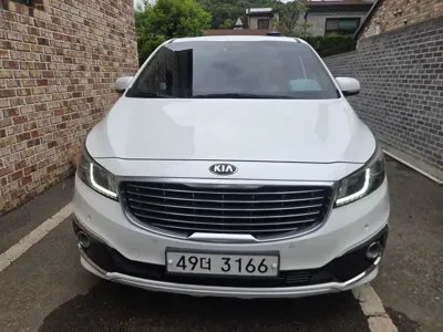 Kia Canival