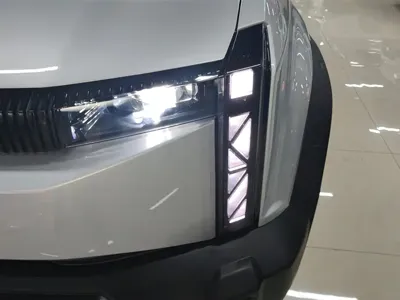 iCAR iCAR 03