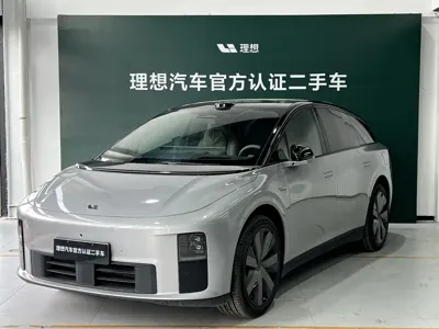 Li Auto 理想i6