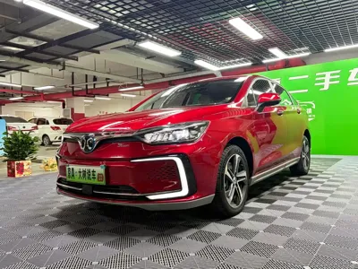 BAIC EU5