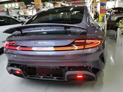 Xiaomi SU7