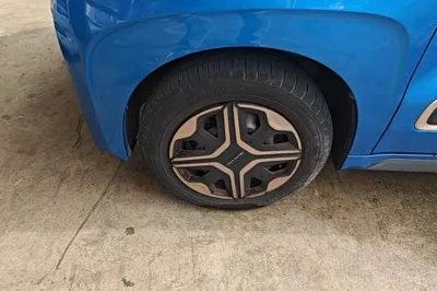 Baojun E200