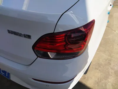 Kia Pegas