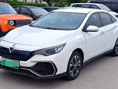 Venucia D60 EV