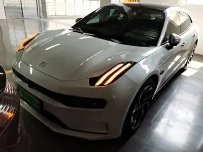 Zeekr 001