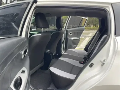 Toyota Yaris L