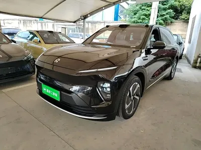 Nio ES8