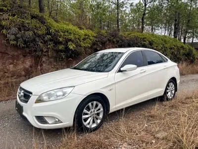 BAIC Senova D50