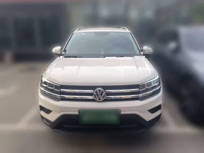 Volkswagen Tharu