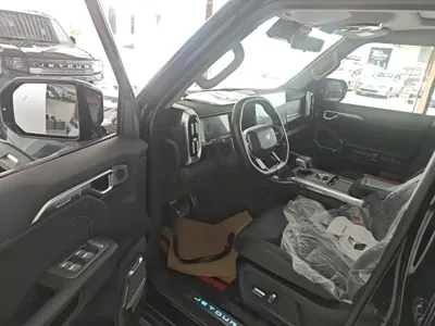 Jetour Traveller
