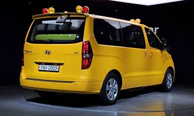 Hyundai Starex