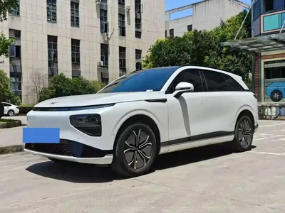 Xpeng G9