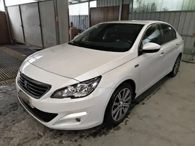 Peugeot 408